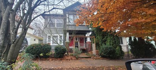 upper-722 20th Ave, Seattle, WA, 98122-4732 | Card Image