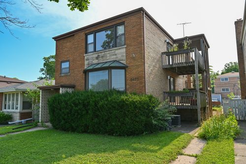 8425 Christiana Ave, Skokie, IL, 60076-2403 | Card Image