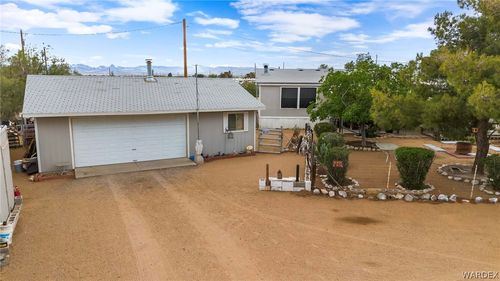 4454 W Abrigo Dr, Golden Valley, AZ, 86413-8851 | Card Image