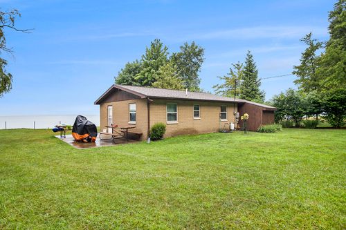 1466 Lakeshore Dr, Fennville, MI, 49408 | Card Image