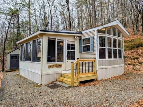 aka-unit-85-34 Upper Meadows Rd, Holderness, NH, 03245-5315 | Card Image