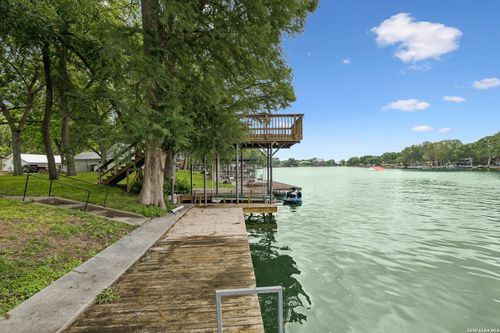1307 Terminal Loop Rd, Mcqueeney, TX, 78123-3350 | Card Image