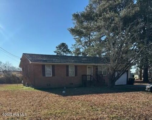 139 E Circle Dr, Hamilton, NC, 27840-7703 | Card Image