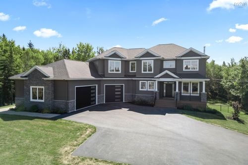 246 Royal Oaks Way, Belnan, NS, B2S0E4 | Card Image
