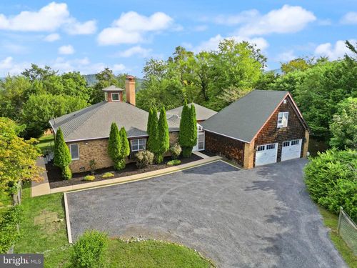 393 High Knob Rd, FRONT ROYAL, VA, 22630-6187 | Card Image