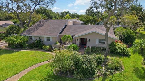 3951 Country View Dr, SARASOTA, FL, 34233-4131 | Card Image