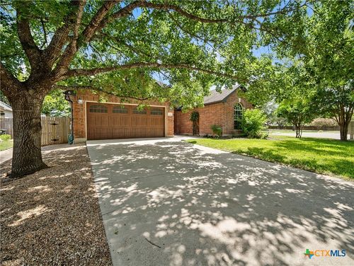 1799 Oaklawn Dr, New Braunfels, TX, 78132 | Card Image