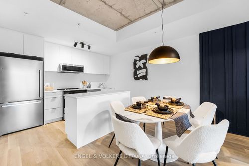 b1007-1655 Carling Avenue, Carlingwood - Westboro and Area, ON, K2A4H9 | Card Image