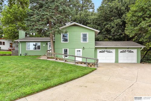 1612 Jefferson St, Bellevue, NE, 68005-3301 | Card Image
