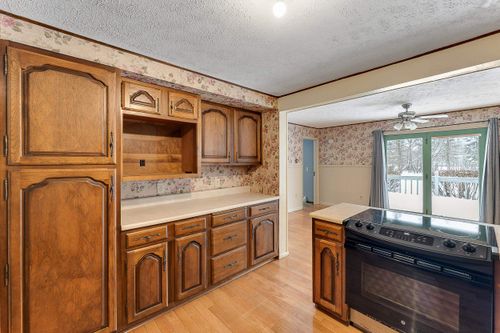 24 Lake St, Swanton, VT, 05488-1339 | Card Image