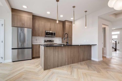 {{alt}} | Card Image