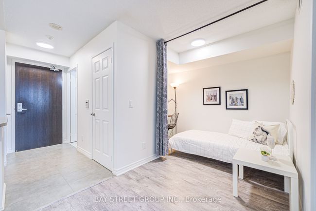 627 - 25 Lower Simcoe St, Condo with 2 bedrooms, 1 bathrooms and null parking in Toronto ON | Image 34