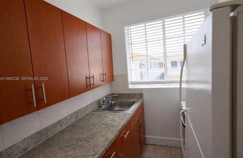 apt-8-1563 Sw 2nd St, Miami, FL, 33135-2178 | Card Image