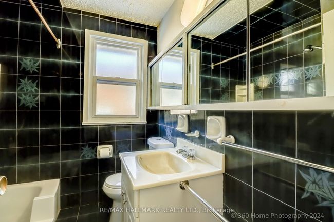 81 Sedgemount Dr, House other with 4 bedrooms, 2 bathrooms and 3 parking in Scarborough ON | Image 13