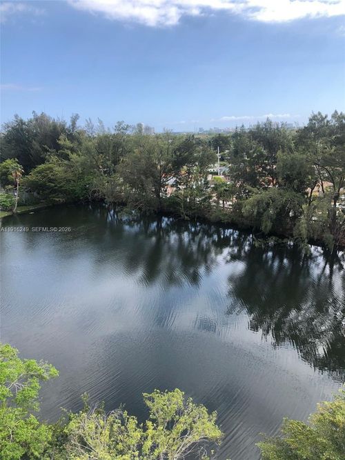 apt-820w-1200 Ne Miami Gardens Dr, Miami, FL, 33179-4714 | Card Image