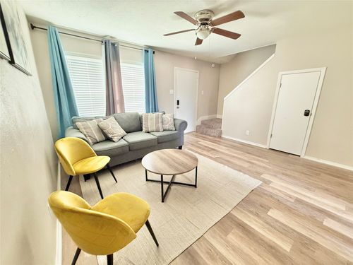 19-1905 W Morton St, Denison, TX, 75020-1649 | Card Image