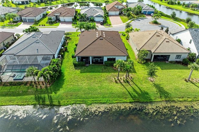 7113 Gradford Ct, House other with 3 bedrooms, 4 bathrooms and null parking in Lakewood Ranch FL | Image 53