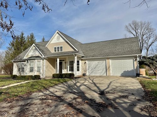 1230 Boxwood Ct, Columbus, IN, 47201-3954 | Card Image