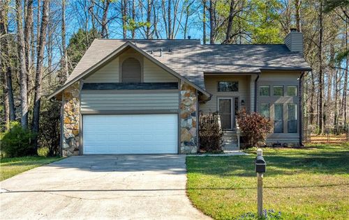 1131 Bailing Dr, Lawrenceville, GA, 30043-5293 | Card Image