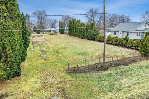 2700 Ne 53rd Ct, Des Moines, IA, 50317 | Card Image