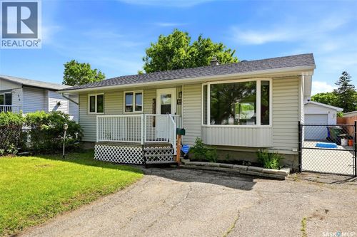 58 Bird Bay, Regina, SK, S4N1P9 | Card Image