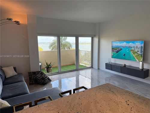 apt-5q-880 Ne 69th St, Miami, FL, 33138-5748 | Card Image