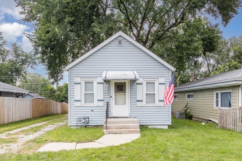 1117 Pleasant Pl, Aurora, IL, 60505-5730 | Card Image