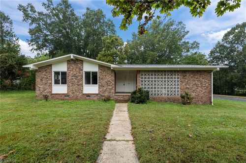 2400 Four Seasons Blvd, Greensboro, NC, 27407-6021 | Card Image