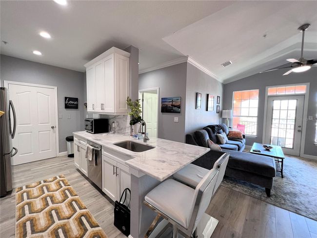 APT-4303 - 5000 Culbreath Key Way, Condo with 2 bedrooms, 2 bathrooms and null parking in TAMPA FL | Image 4