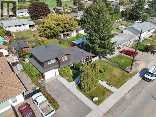 420 Hardie Rd, Kelowna, BC, V1X2H2 | Card Image