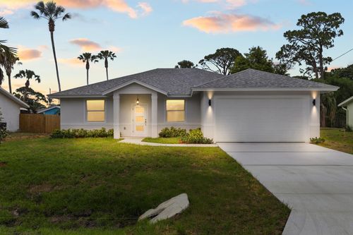 5104 Birch Dr, Fort Pierce, FL, 34982-4801 | Card Image