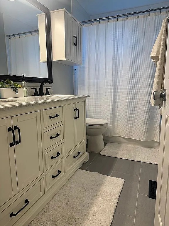 Residential in Arlington Heights 3