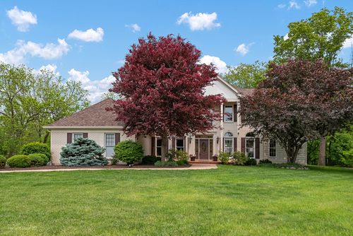 18089 W Pond Ridge Cir, Gurnee, IL, 60031-4535 | Card Image