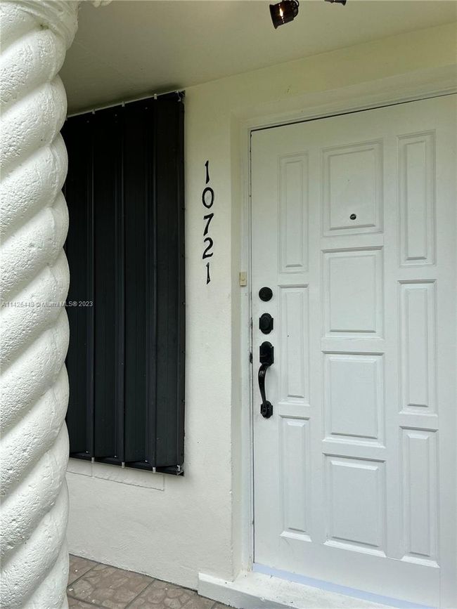 0 - 10721 Sw 148th St, House other with 4 bedrooms, 2 bathrooms and null parking in Miami FL | Image 6
