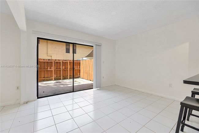 0 - 10127 Sw 77th Ct, Condo with 2 bedrooms, 1 bathrooms and null parking in Miami FL | Image 16