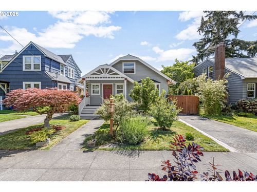 7642 Se 18th Ave, Portland, OR, 97202-6139 | Card Image