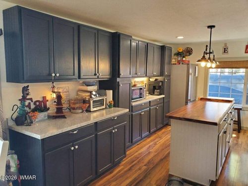 4532 Bucking Horse Trl, Pinetop, AZ, 85935-8785 | Card Image