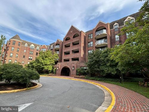 apt-201-2100 Langston Blvd, ARLINGTON, VA, 22201-3568 | Card Image
