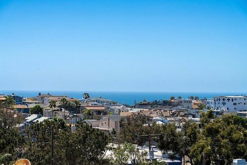 710 11th St, Hermosa Beach, CA, 90254-3938 | Card Image