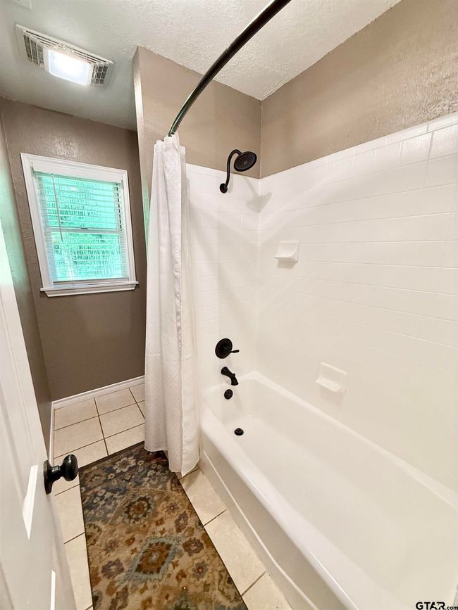 18872 Big Timber Rd, House other with 3 bedrooms, 2 bathrooms and null parking in Tyler TX | Image 33