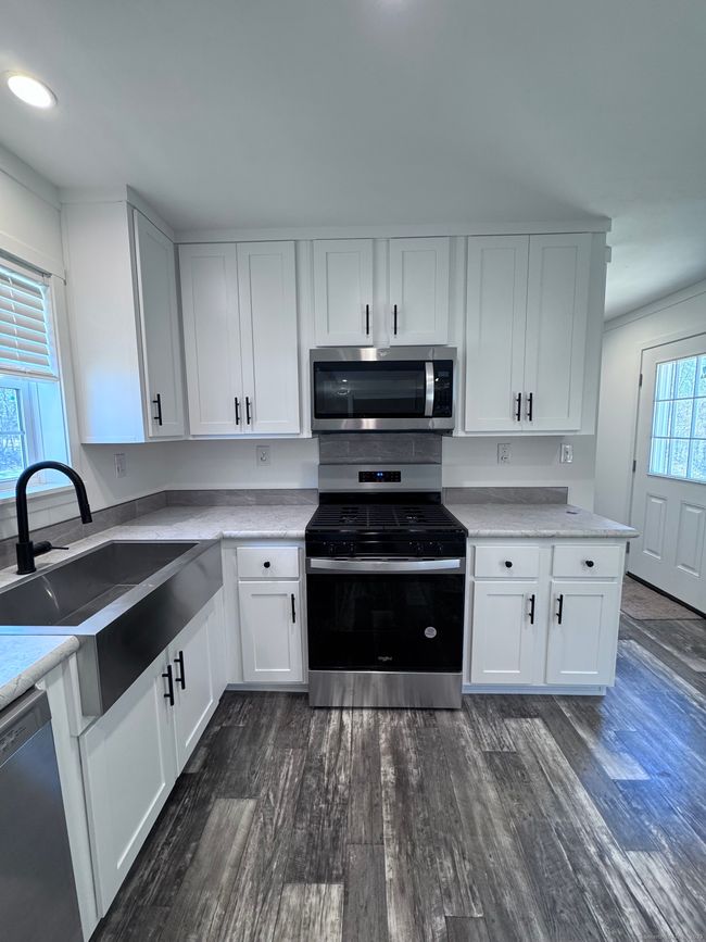 APT-8 - 291 Bingham Rd, House other with 2 bedrooms, 2 bathrooms and null parking in Canterbury CT | Image 6