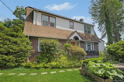 75 Sycamore Ave, Mount Vernon, NY, 10553-1241 | Card Image