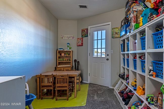 2nd Level Bedroom | Image 18
