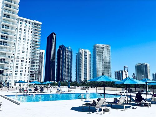 410-230 174th St, Sunny Isles Beach, FL, 33160-5764 | Card Image