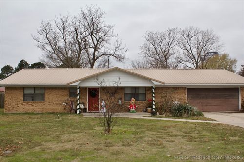 107 S Day Ave, Coalgate, OK, 74538-1211 | Card Image