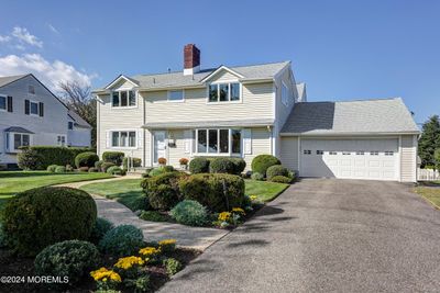 219 Neptune Place, House other with 4 bedrooms, 3 bathrooms and null parking in Sea Girt NJ | Image 1