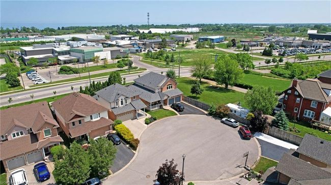7 Vidal Crt, House other with 4 bedrooms, 4 bathrooms and 4 parking in Grimsby ON | Image 47