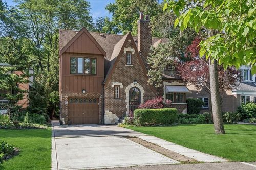 461 Uvedale Rd, Riverside, IL, 60546-1608 | Card Image