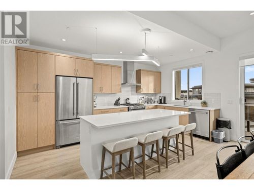 2-105 Predator Ridge Dr, Vernon, BC, V1H0A5 | Card Image