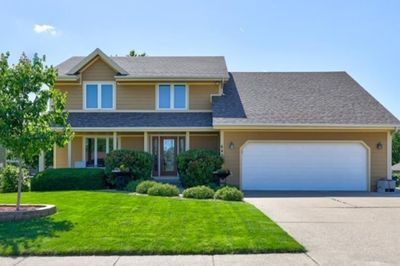 640 7th Street, Home with 4 bedrooms, 3 bathrooms and null parking in Waukee IA | Image 1